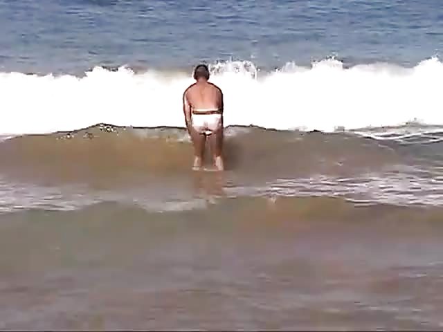 Beach jerking